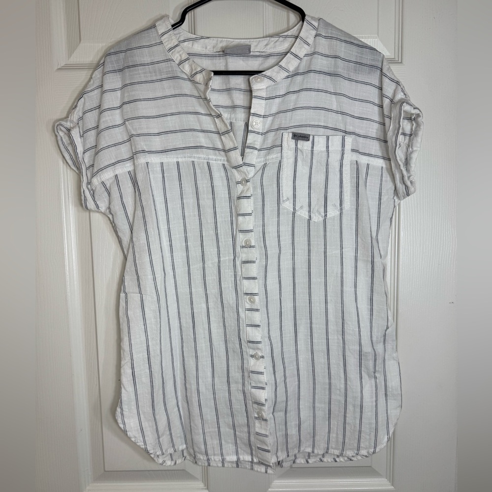 Columbia White Navy Striped Button Front‎ Cotton Roll Sleeve Shirt Women’s M